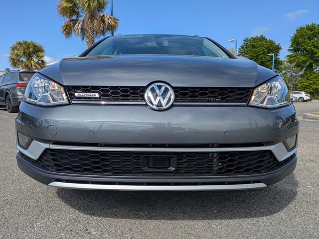 Used 2017 Volkswagen Golf Alltrack SE image 9
