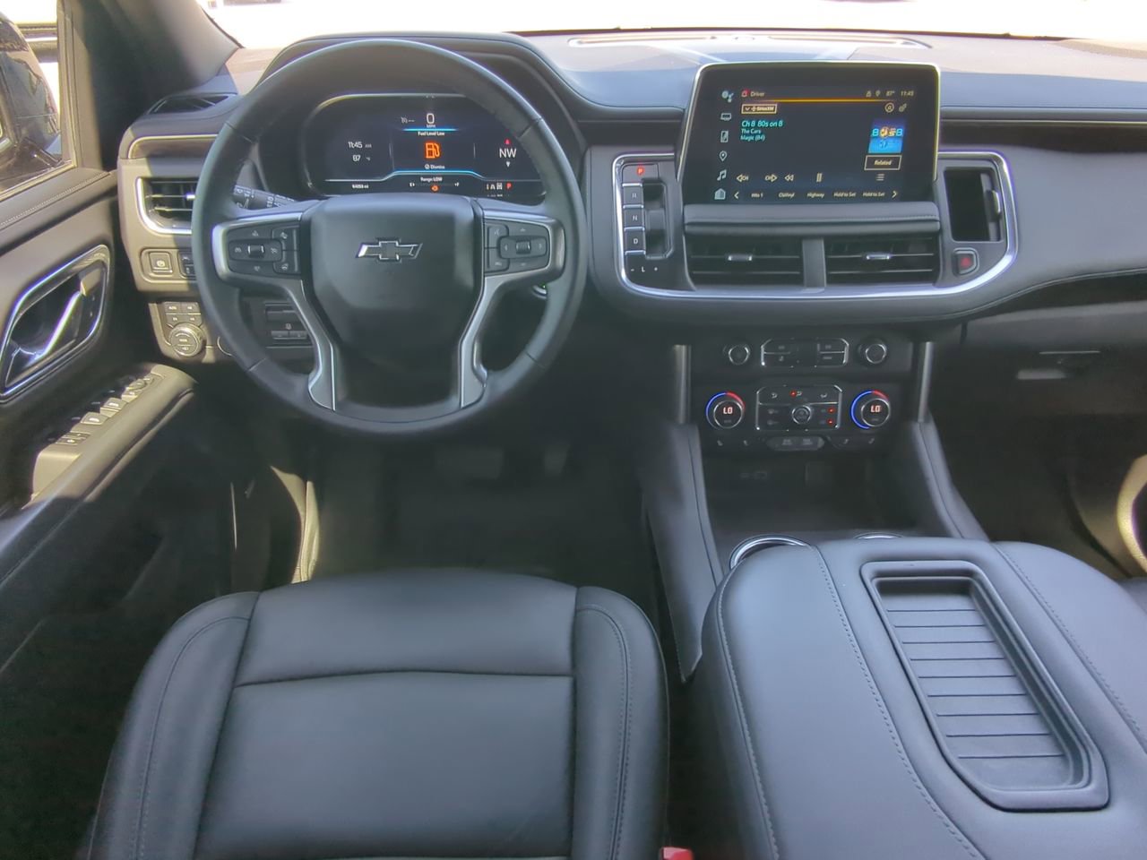 Used 2024 Chevrolet Suburban Z71 w/ Z71 Off-Road Package AWD/4WD image 14