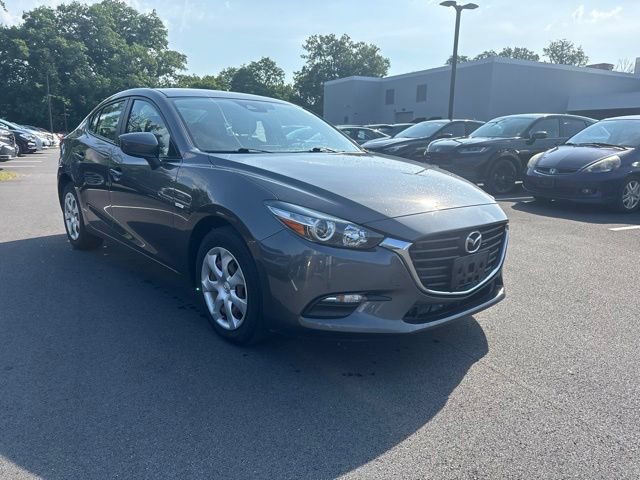 Used 2018 MAZDA MAZDA3 Sport FWD image 4