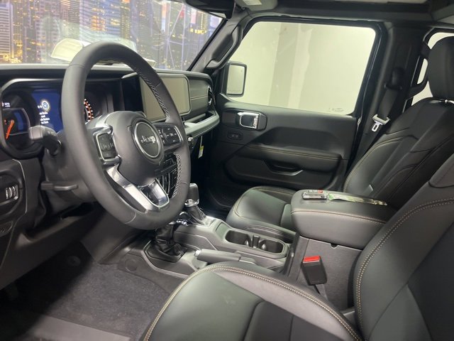 New 2025 Jeep Wrangler Sahara image 10