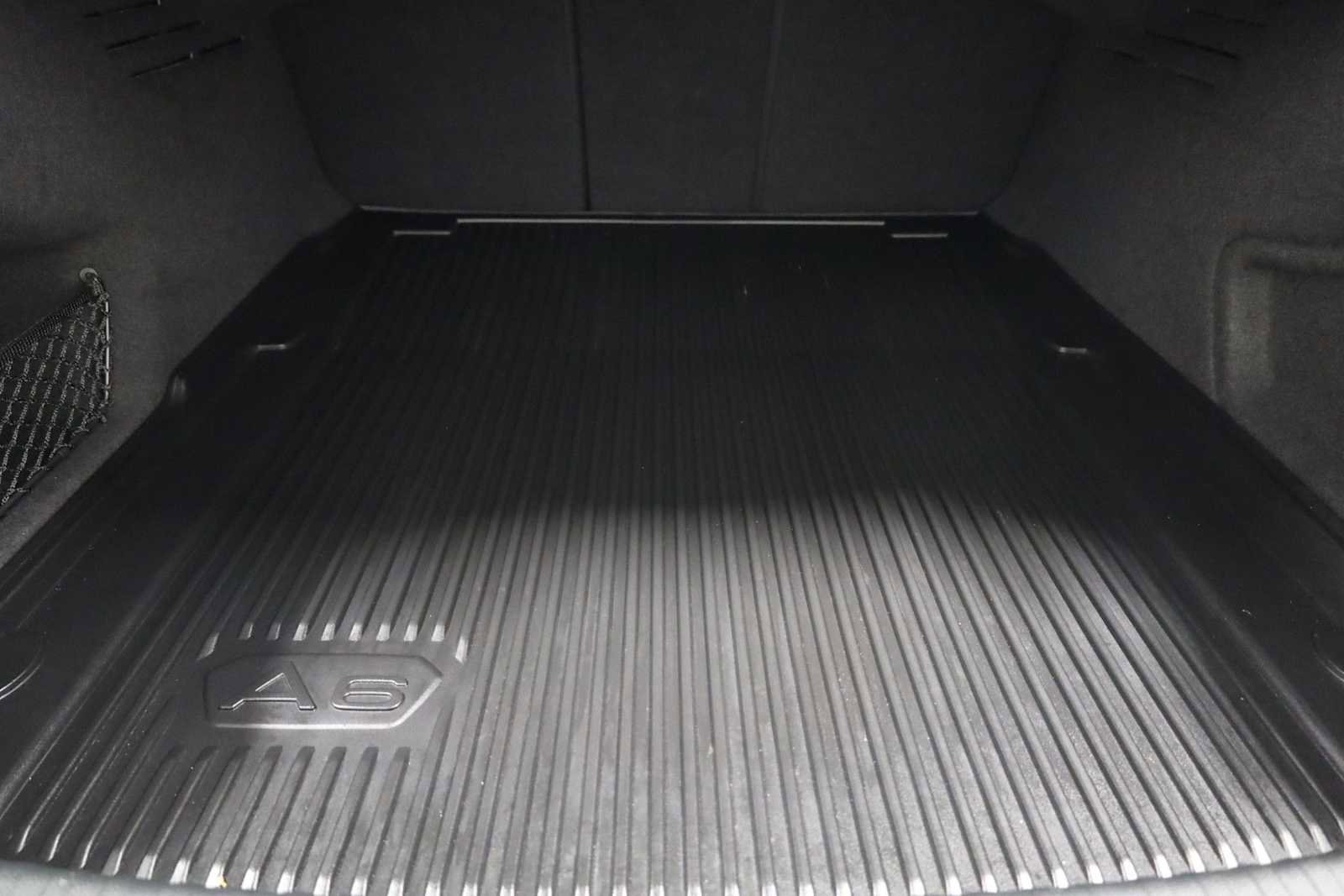 Used 2025 Audi A6 Premium Plus w/ Premium Plus Package image 39