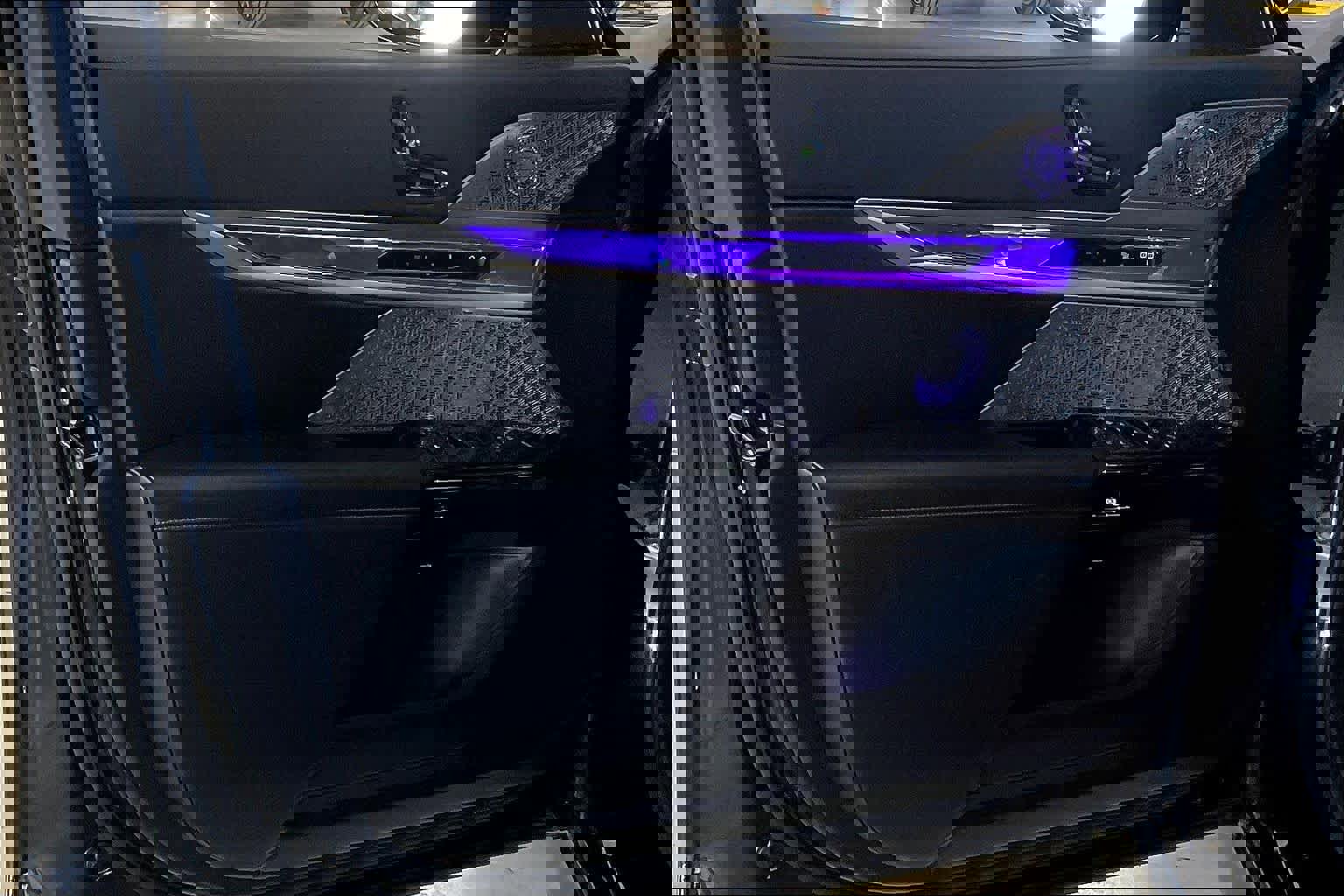 Used 2023 BMW i7 xDrive60 w/ Executive Package 2 image 20