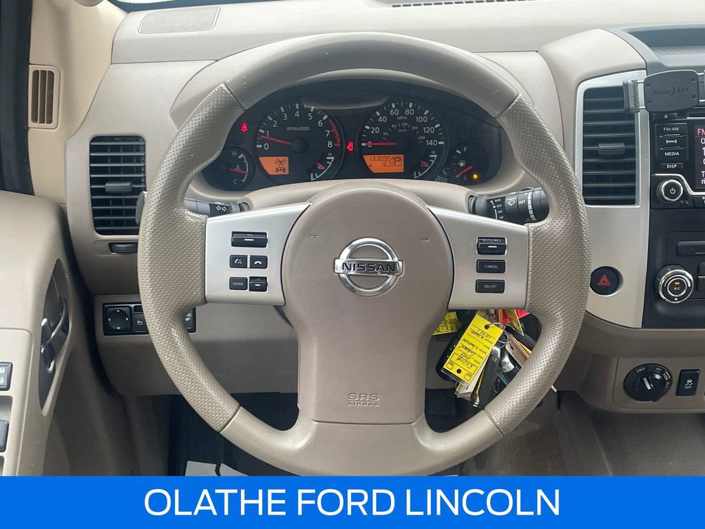 Used 2016 Nissan Frontier SV image 22