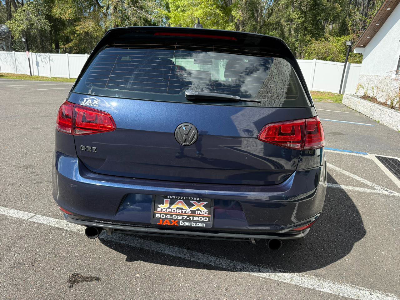 Used 2017 Volkswagen GTI Autobahn FWD image 4