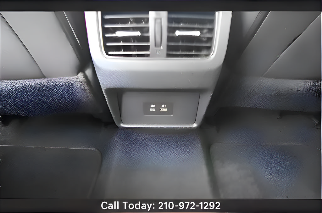 Used 2021 Nissan Rogue SV FWD image 33
