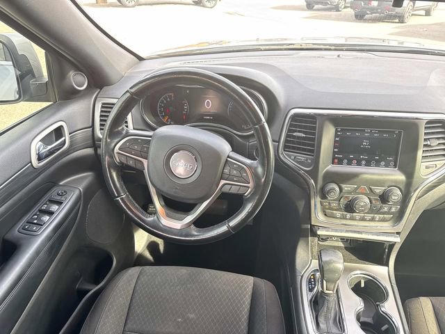 Used 2020 Jeep Grand Cherokee Laredo image 17