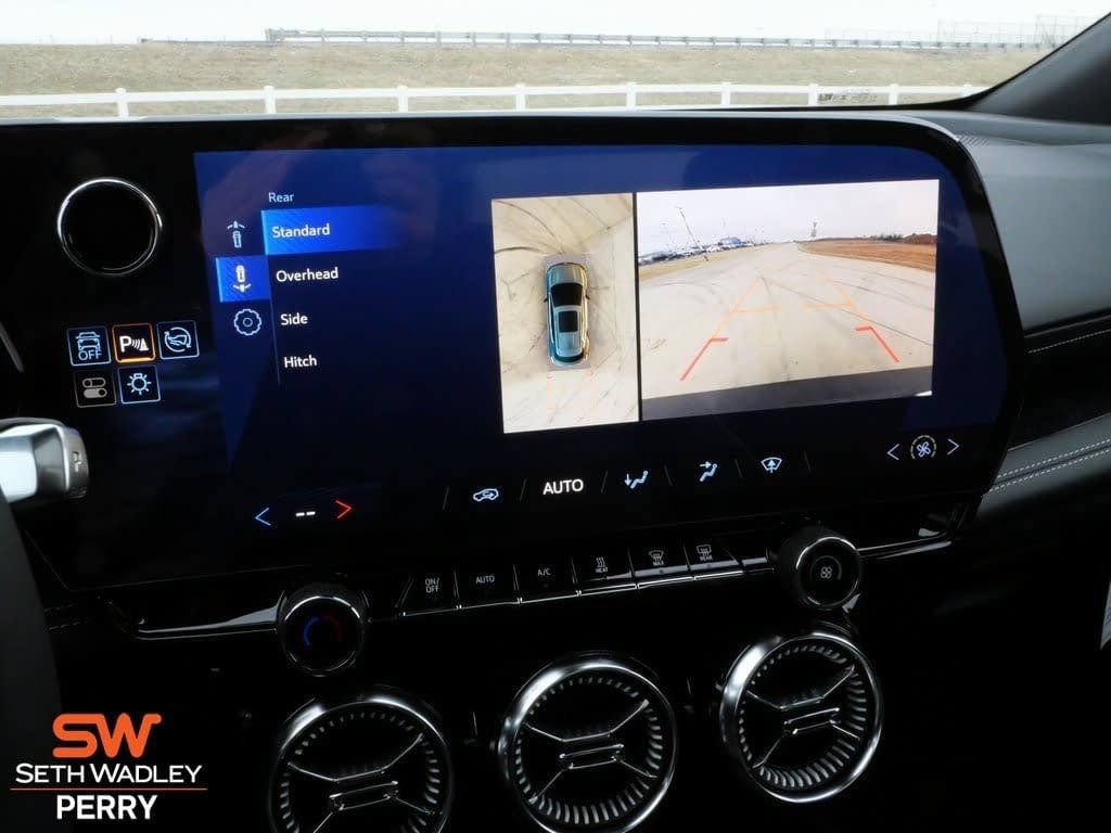 New 2025 Chevrolet Blazer EV LT w/ Super Cruise Package AWD/4WD image 35