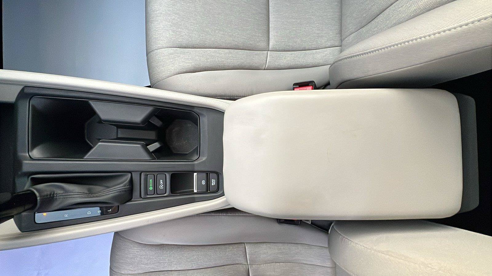 Certified 2025 Honda Accord LX image 22