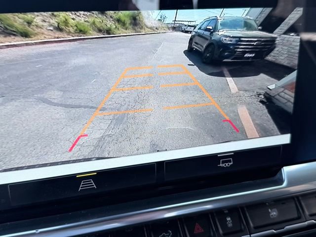 Used 2026 Chevrolet Silverado 1500 LT image 36