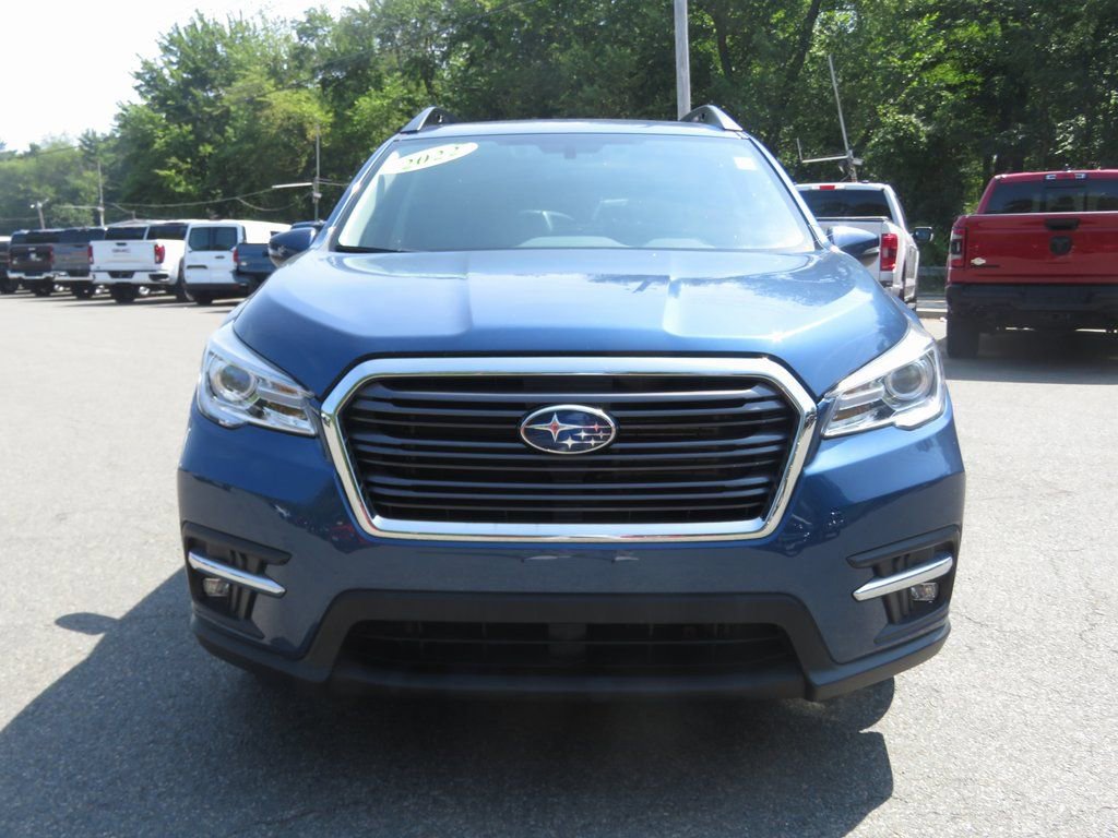 Used 2022 Subaru Ascent Limited image 3