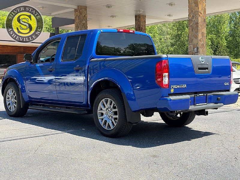 Used 2012 Nissan Frontier SV w/ Sport Appearance Pkg AWD/4WD image 4