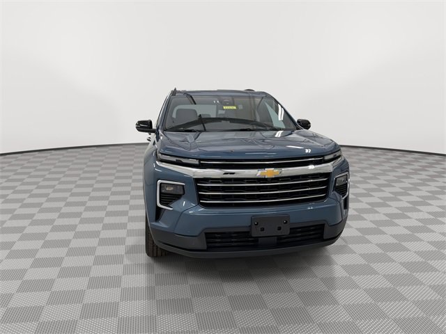 Certified 2025 Chevrolet Traverse LT image 3