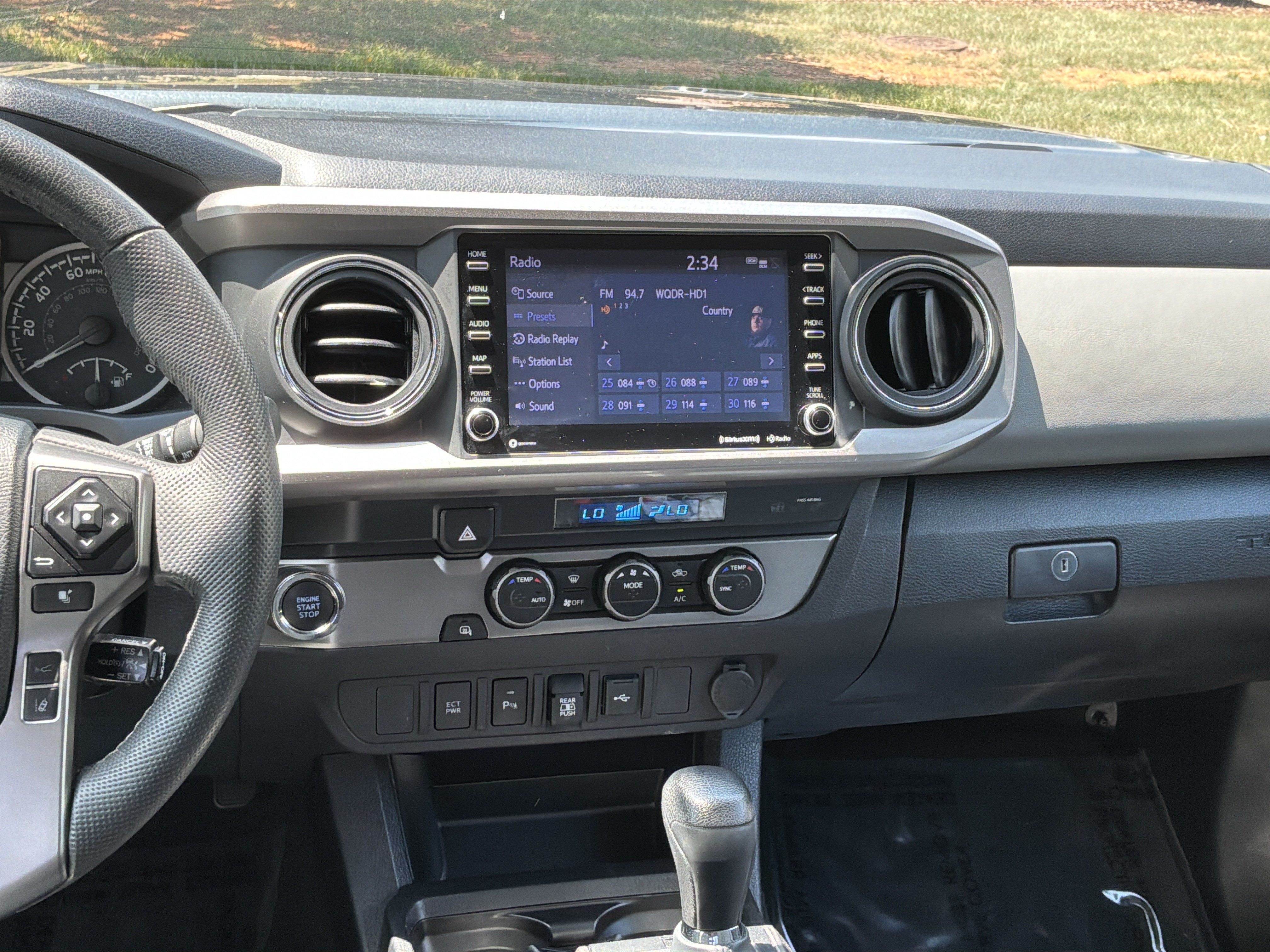 Used 2023 Toyota Tacoma SR5 RWD image 29