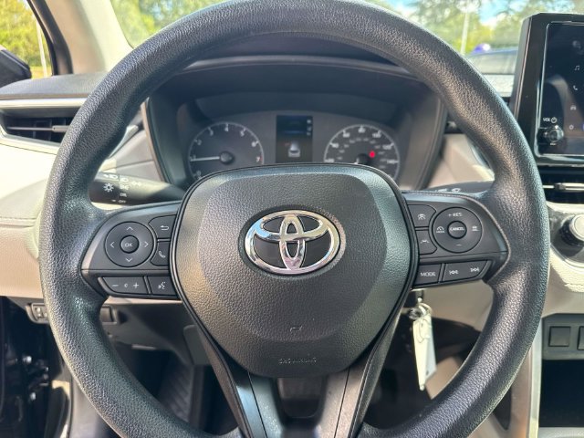 Used 2024 Toyota Corolla Cross L FWD image 27