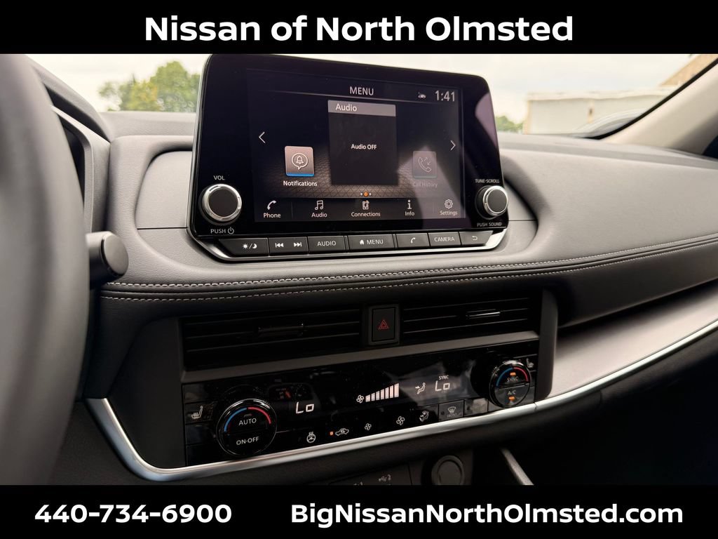 New 2026 Nissan Rogue SV w/ Cold Weather Package AWD/4WD image 16
