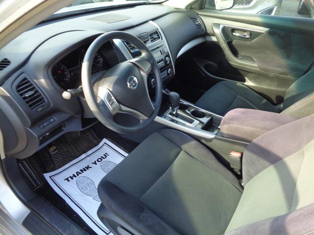 Used 2013 Nissan Altima 2.5 FWD image 14