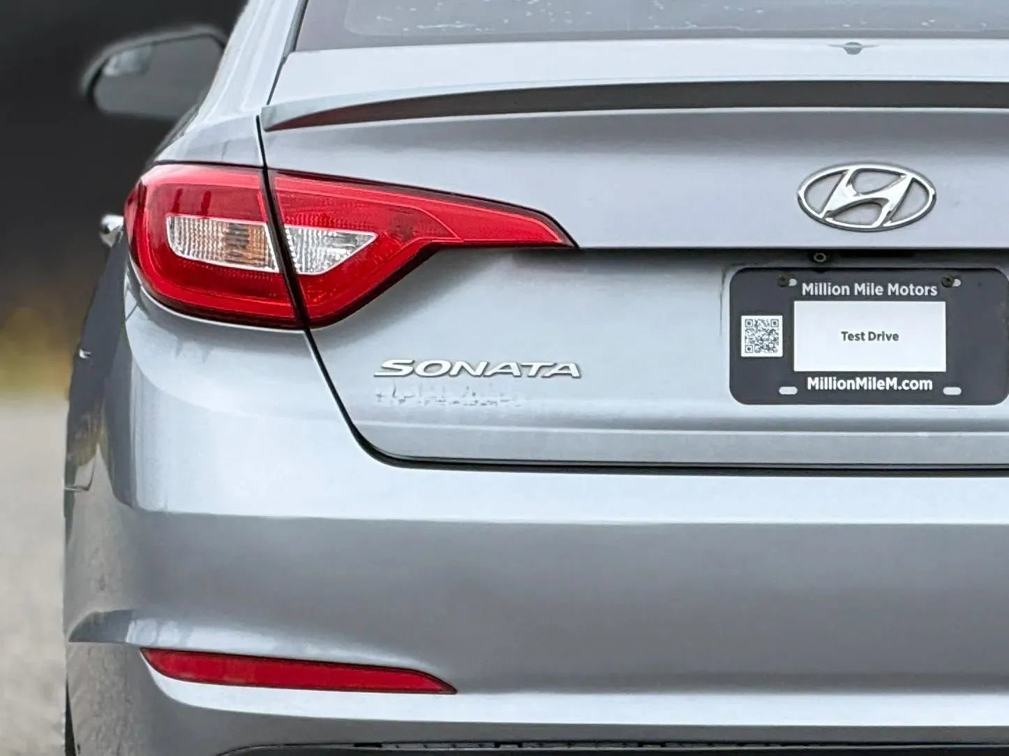 Used 2016 Hyundai Sonata Sport w/ Option Group 1V FWD image 13