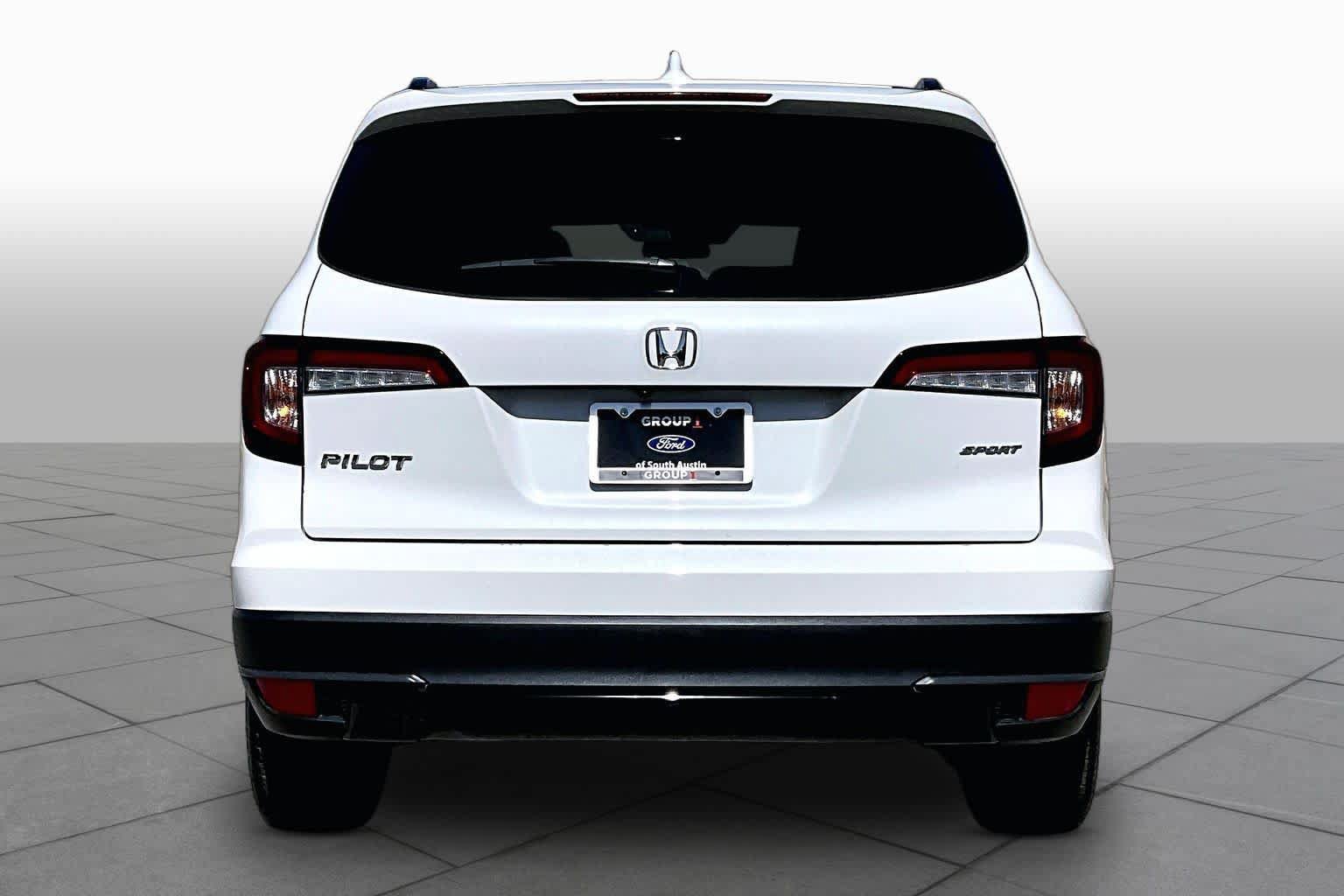 Used 2022 Honda Pilot Sport image 5