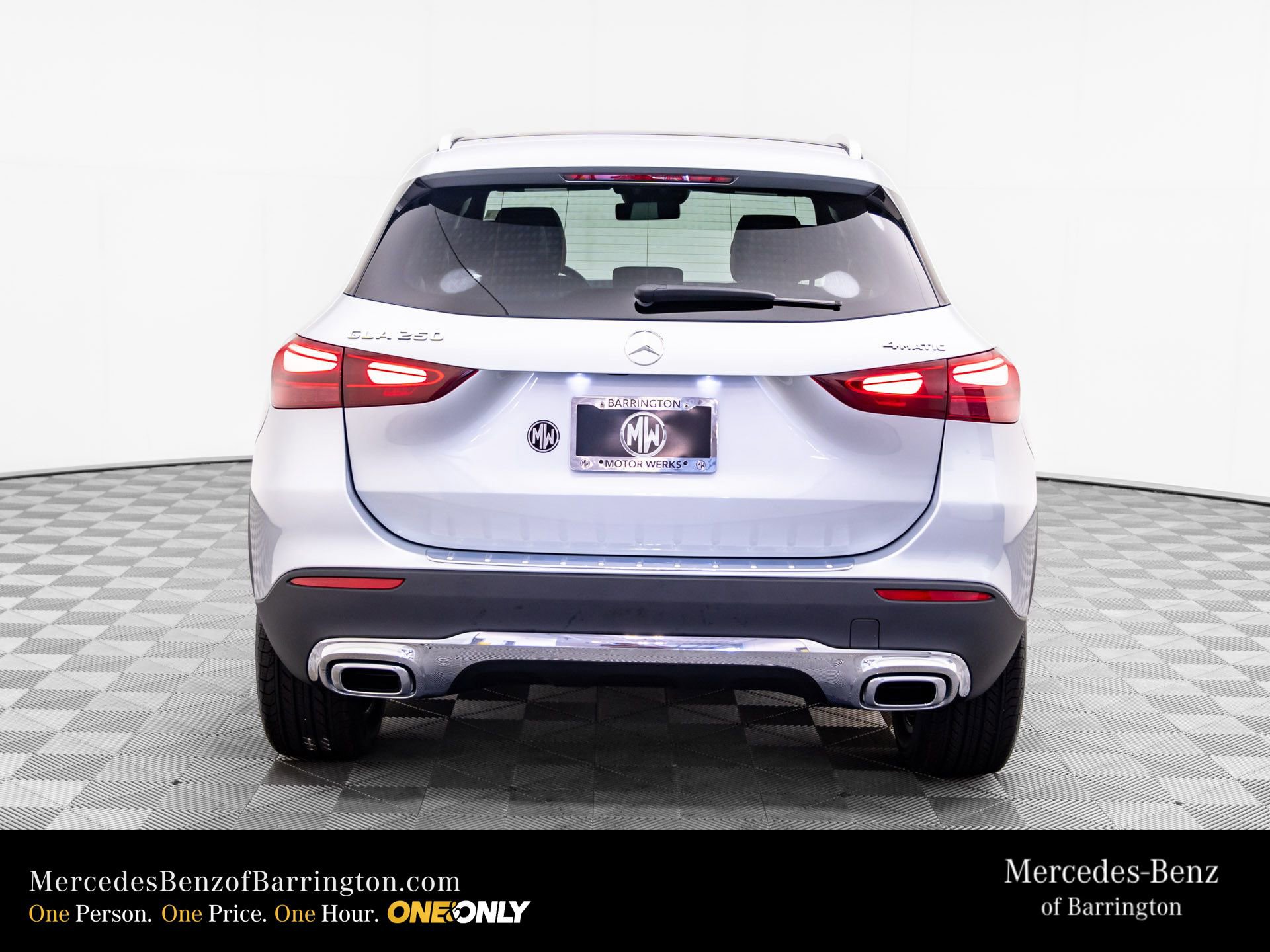 New 2026 Mercedes-Benz GLA 250 4MATIC image 4