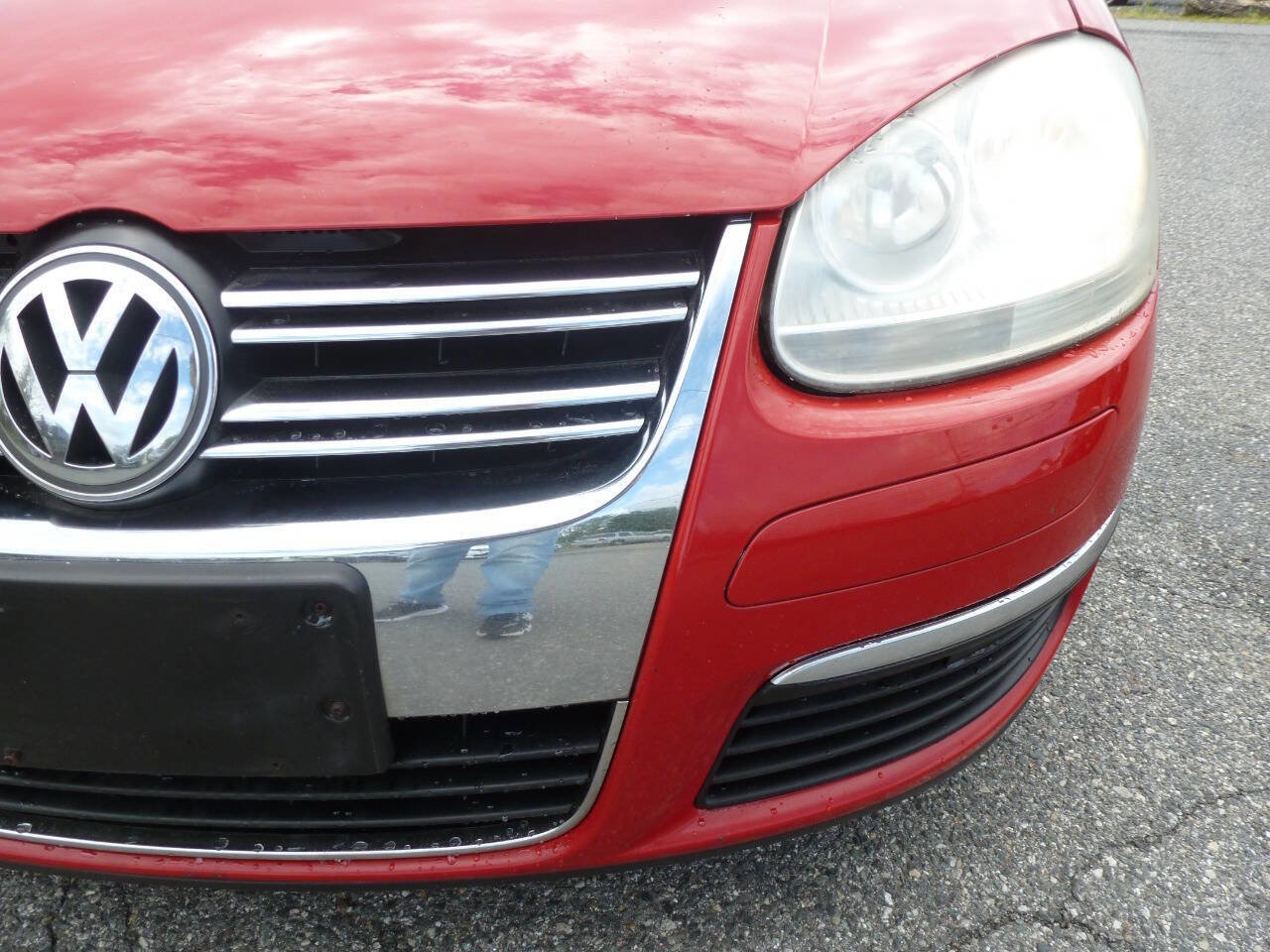 Used 2008 Volkswagen Jetta Wolfsburg Edition FWD image 3