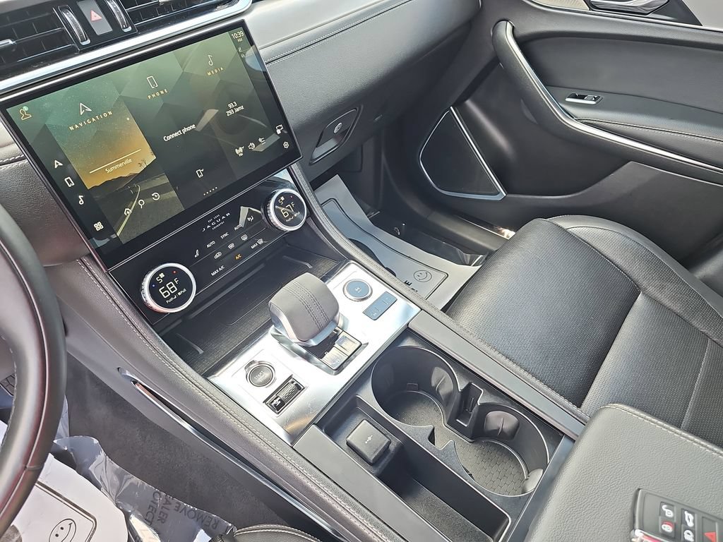 Used 2024 Jaguar F-PACE R-Dynamic S AWD/4WD image 30