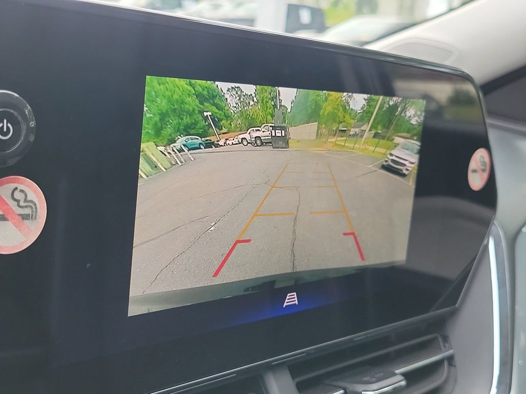 Used 2025 Chevrolet Trax LT FWD image 31