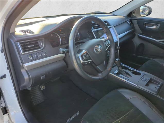 Used 2017 Toyota Camry XSE image 11