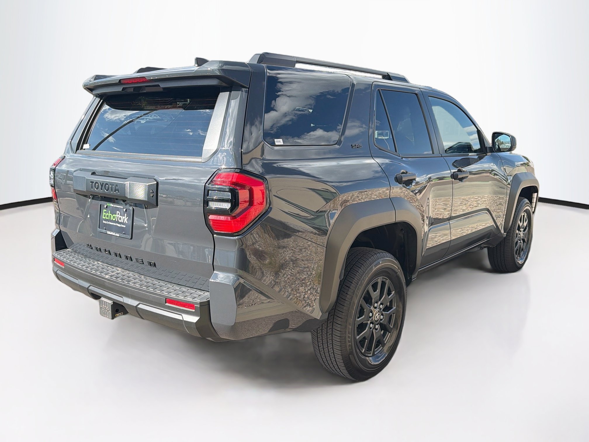 Used 2026 Toyota 4Runner SR5 AWD/4WD image 9