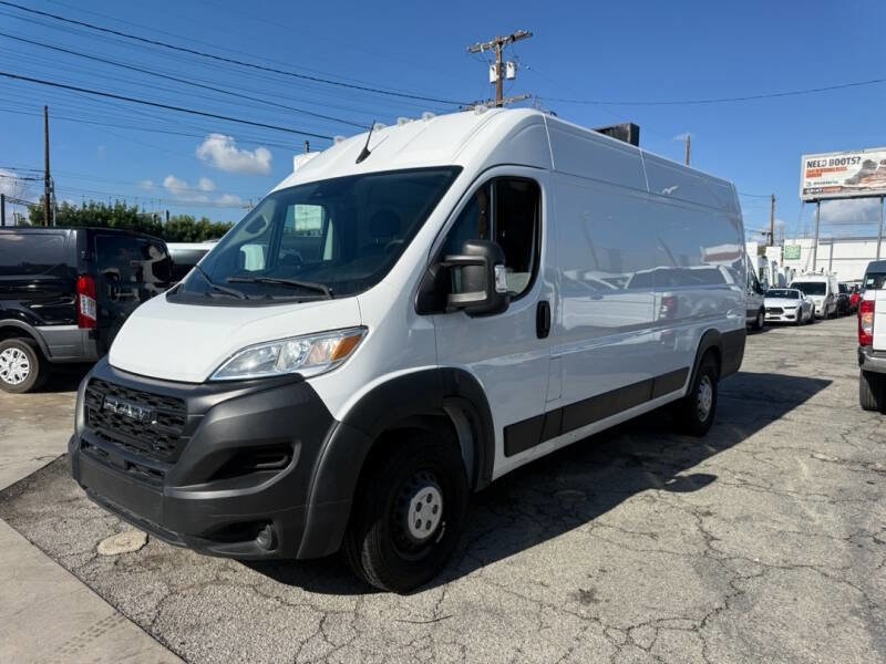 Used 2023 RAM ProMaster 3500 FWD image 3