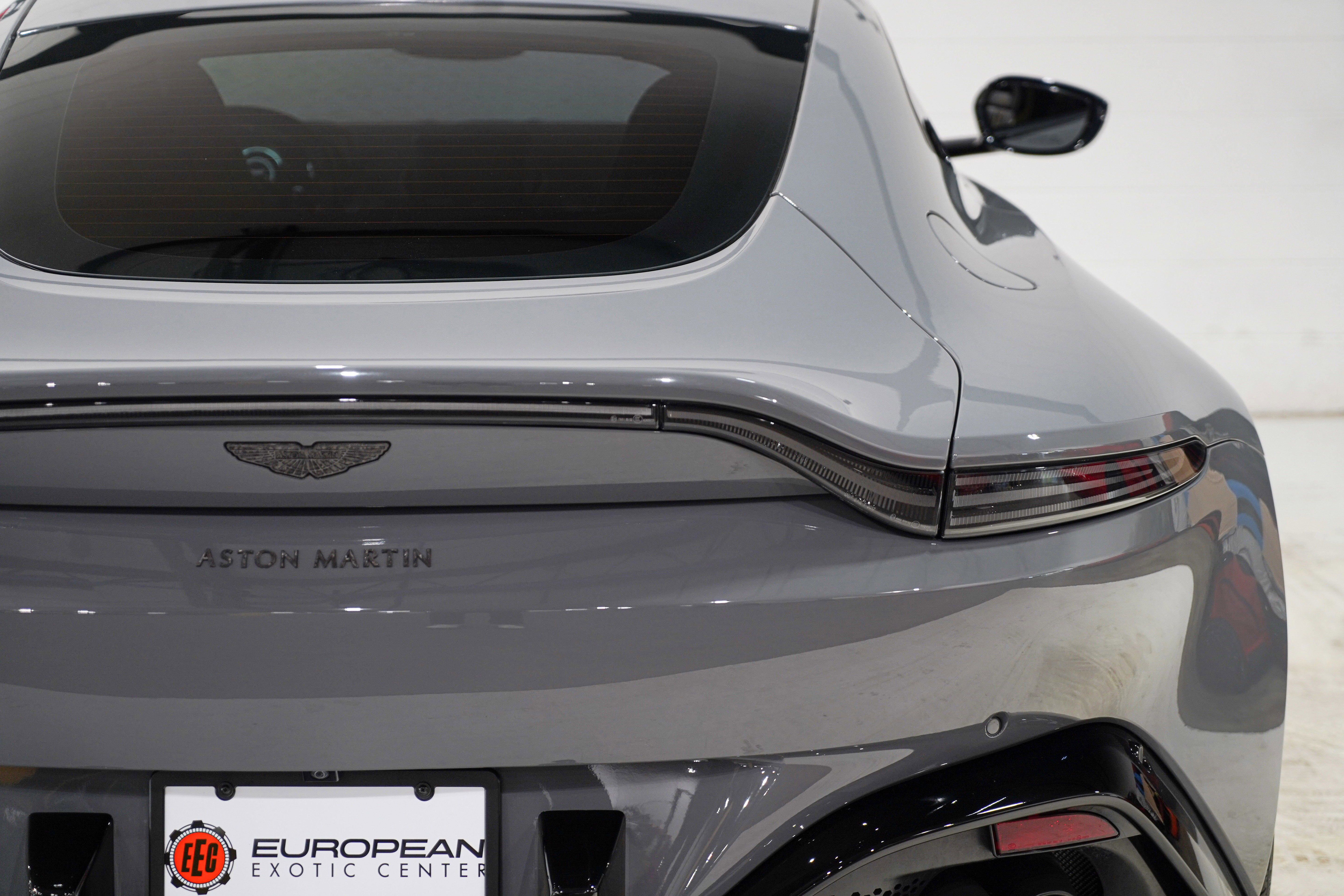 Used 2020 Aston Martin V8 Vantage Coupe RWD image 33