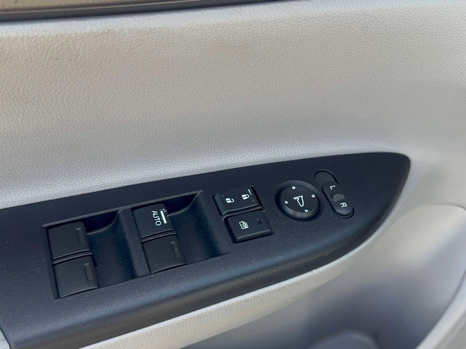 Used 2015 Honda Accord LX image 14
