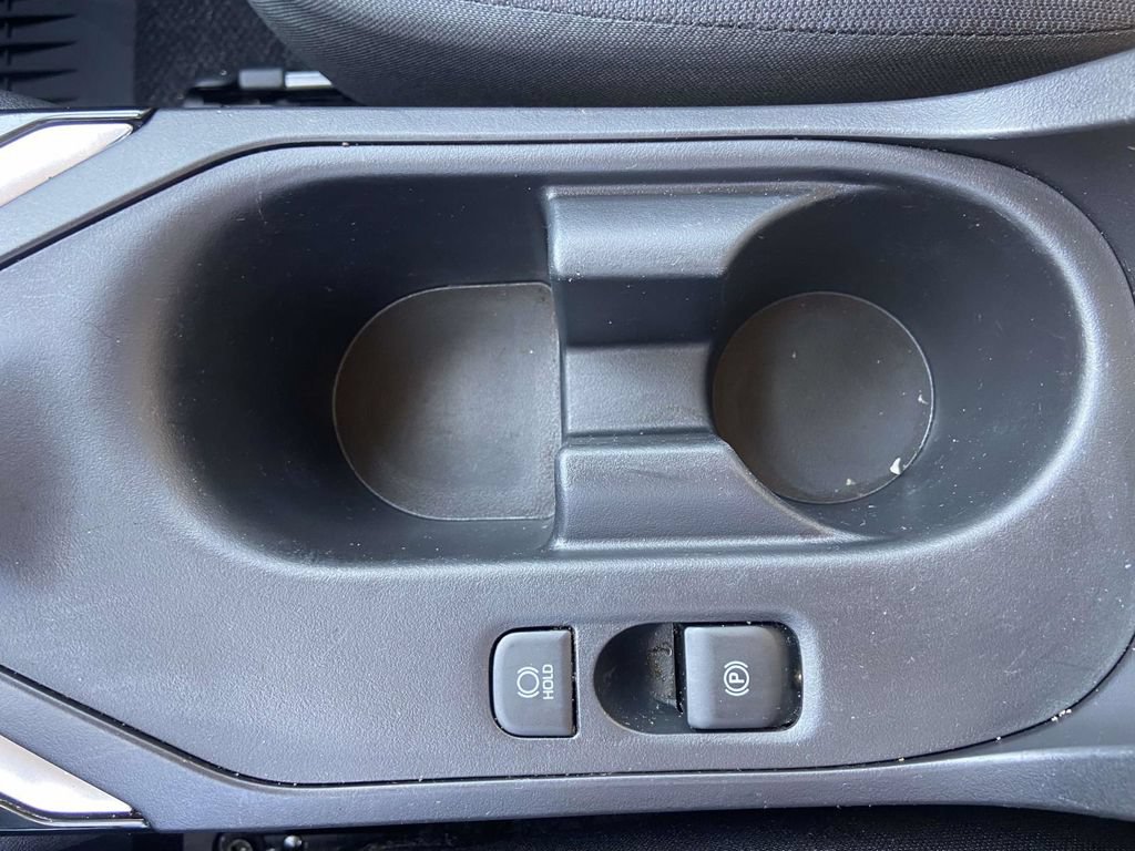 Used 2026 Toyota Corolla LE FWD image 31