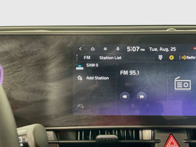 Used 2025 Kia Sportage EX w/ Premium Package FWD image 16