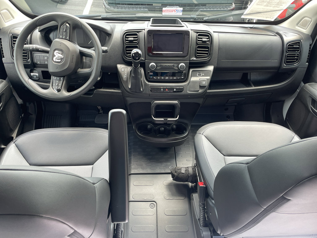 Used 2026 RAM ProMaster 2500 w/ Convenience Group FWD image 5