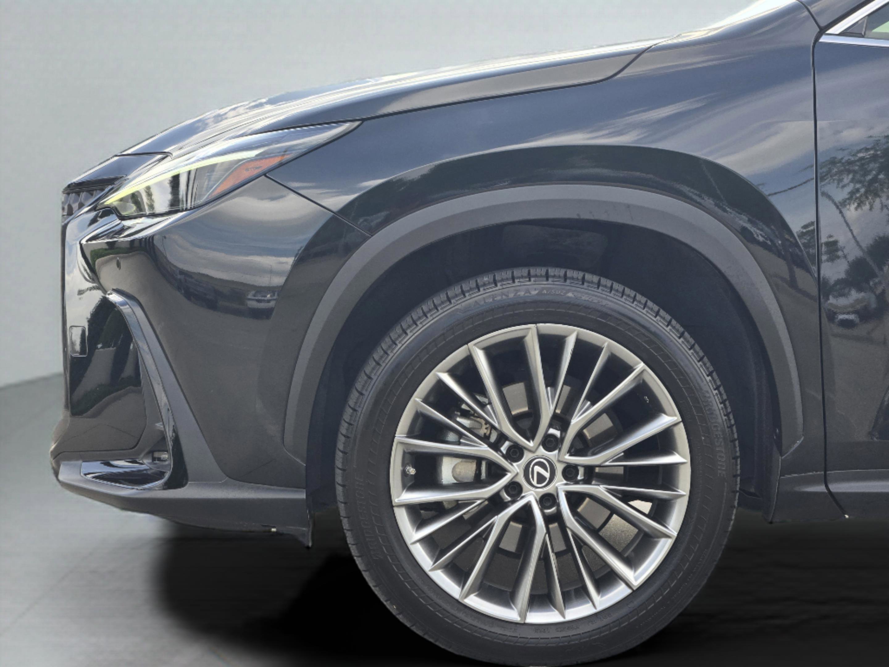 Certified 2022 Lexus NX 350 AWD w/ Vision Package image 37