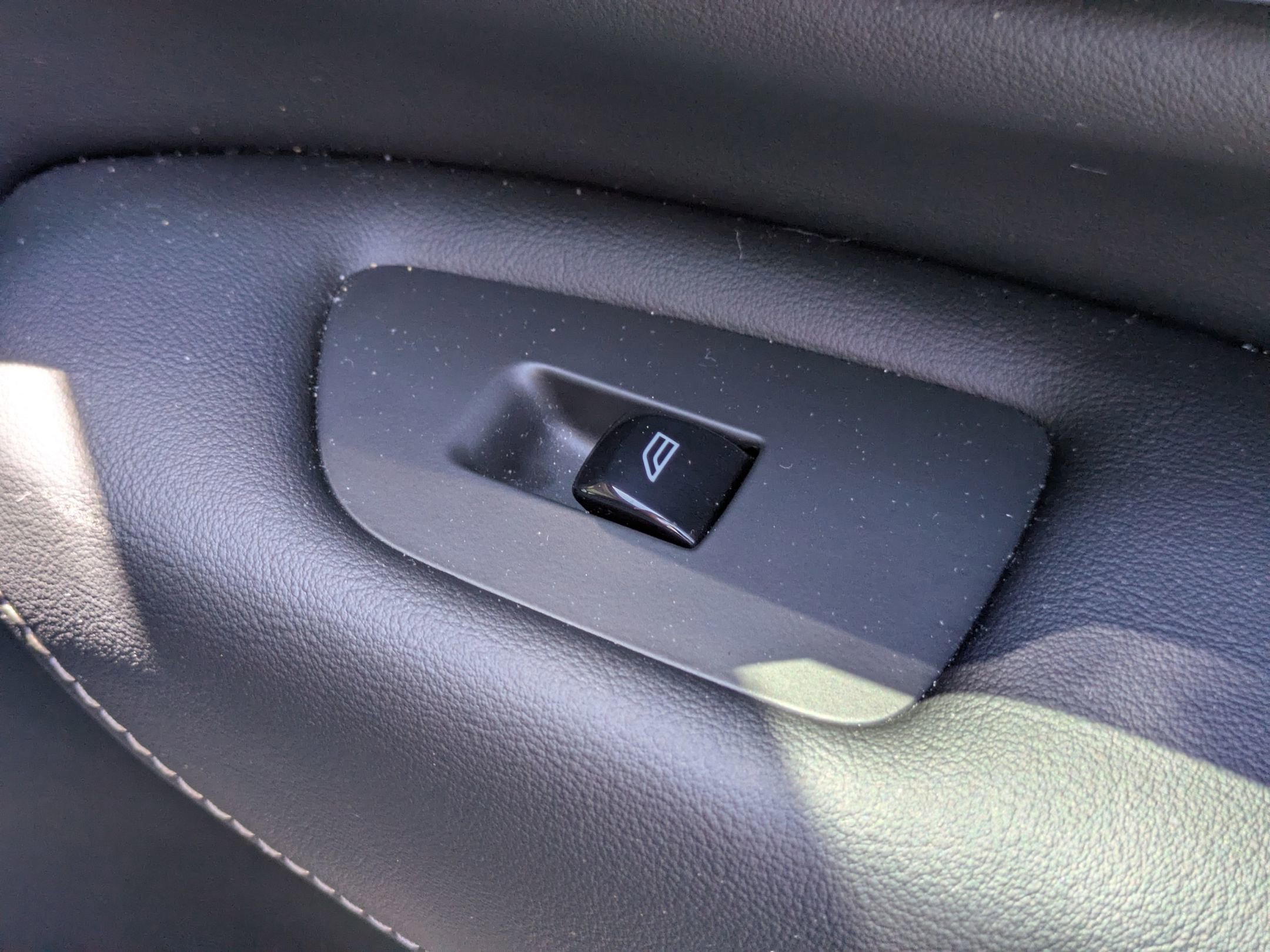 Used 2022 Volvo XC90 T6 Inscription w/ Advanced Package AWD/4WD image 35