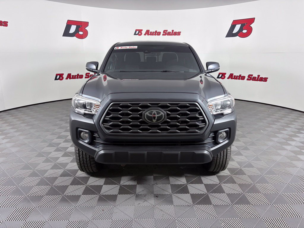 Used 2021 Toyota Tacoma TRD Off-Road w/ Technology Package AWD/4WD image 11