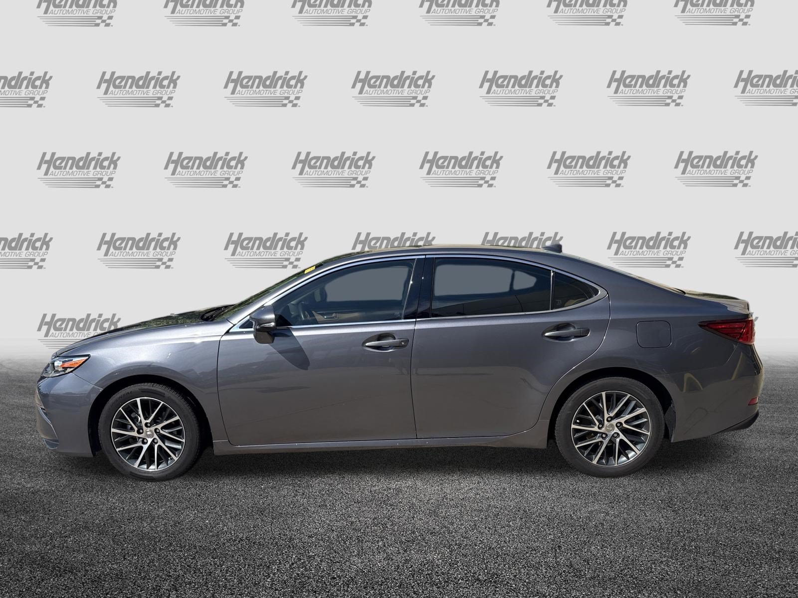 Used 2016 Lexus ES 350 w/ Luxury Package w/Wood Trim FWD image 7