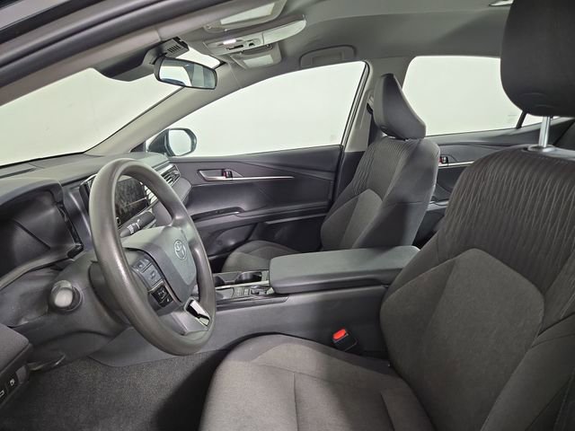 Used 2025 Toyota Camry LE FWD image 12