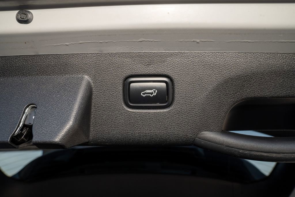 Used 2023 Kia Sportage SX image 6