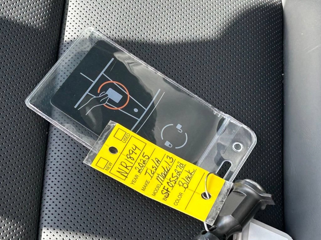 Used 2025 Tesla Model 3 RWD image 46