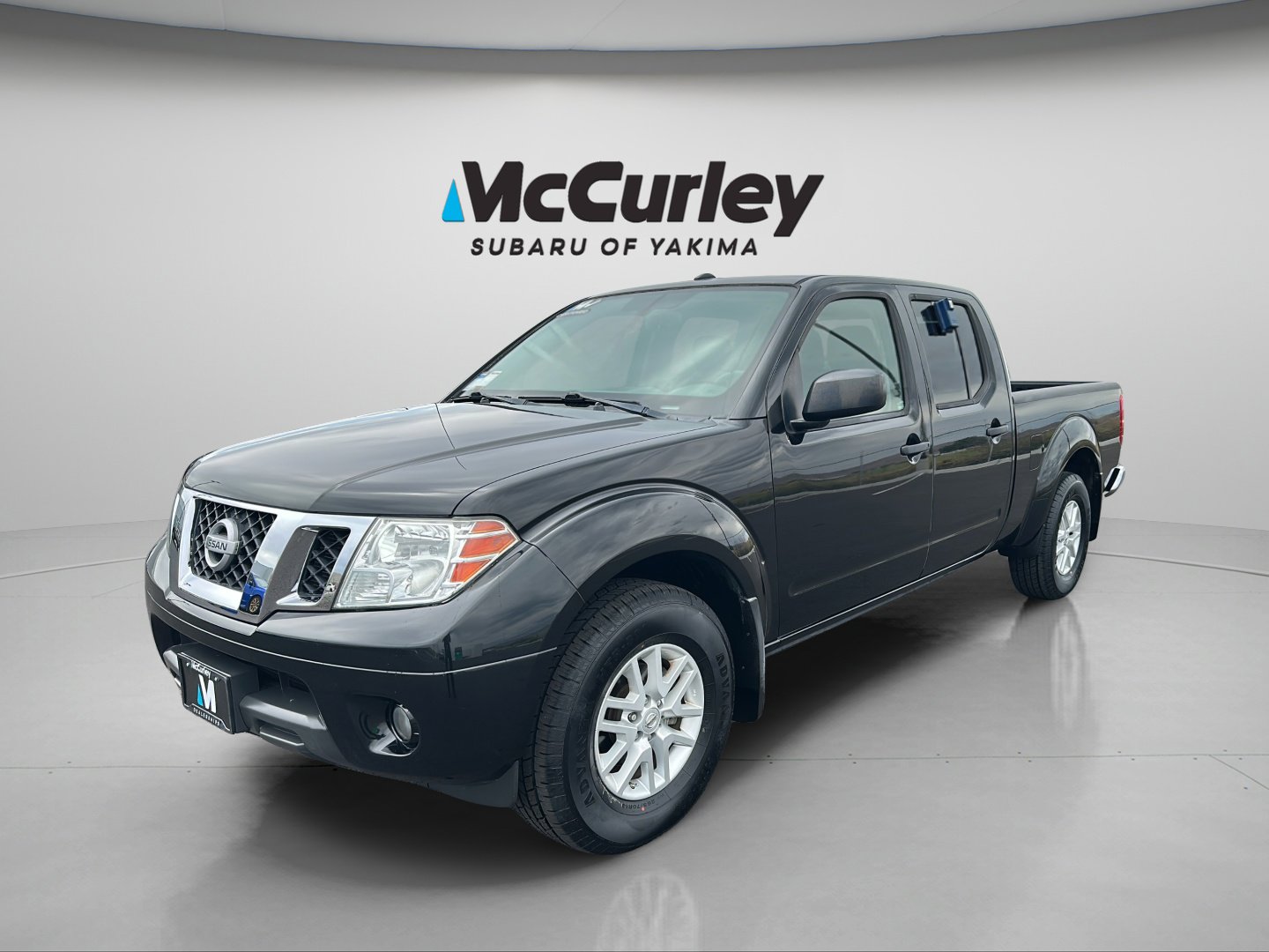 Used 2018 Nissan Frontier SV w/ Value Truck Package AWD/4WD image 2