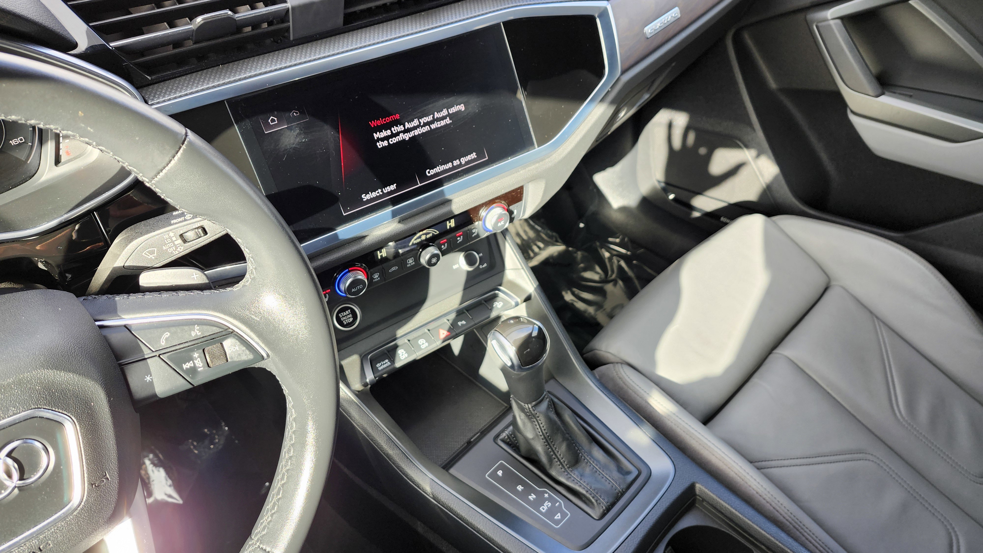 Used 2022 Audi Q3 2.0T Premium Plus w/ Premium Plus Package image 32