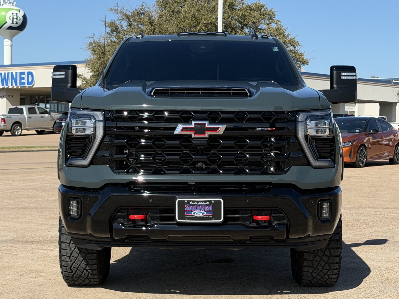 Used 2026 Chevrolet Silverado 2500 ZR2 AWD/4WD image 9