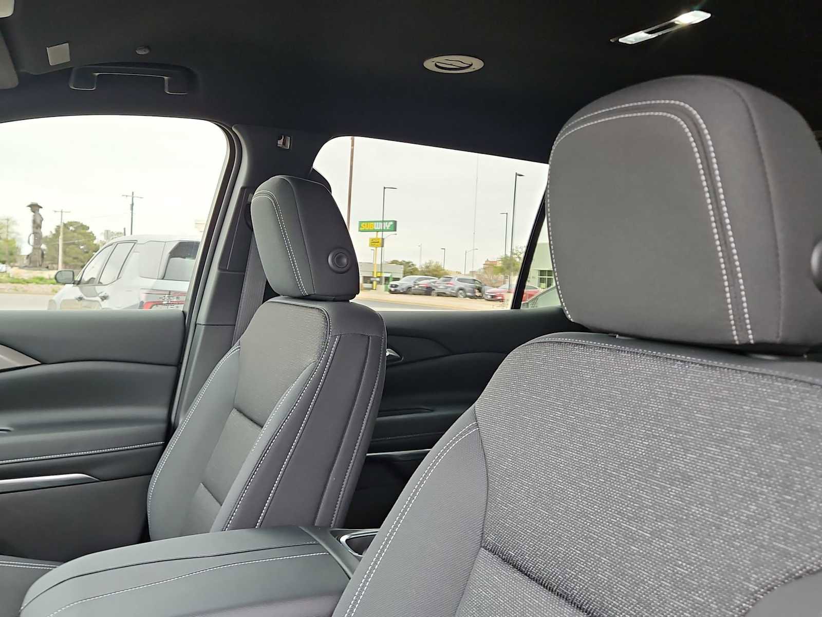 New 2026 Chevrolet Traverse LT w/ Driver Confidence Package image 15