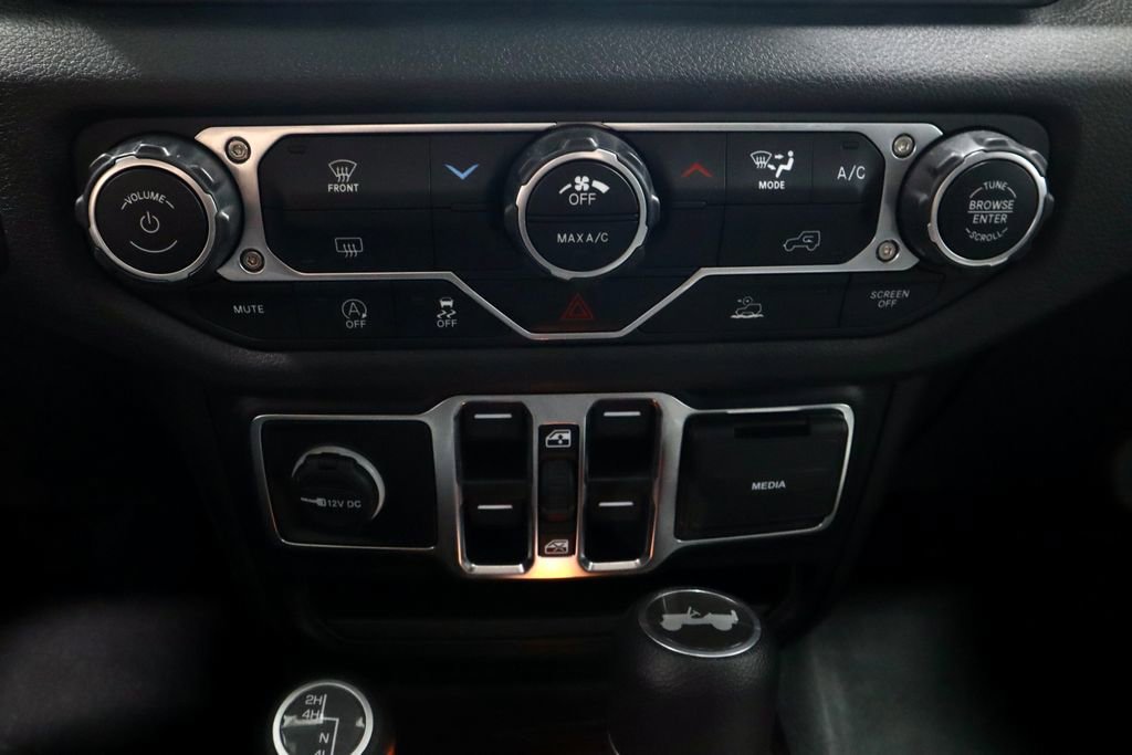 Used 2024 Jeep Wrangler Unlimited Sport AWD/4WD image 27