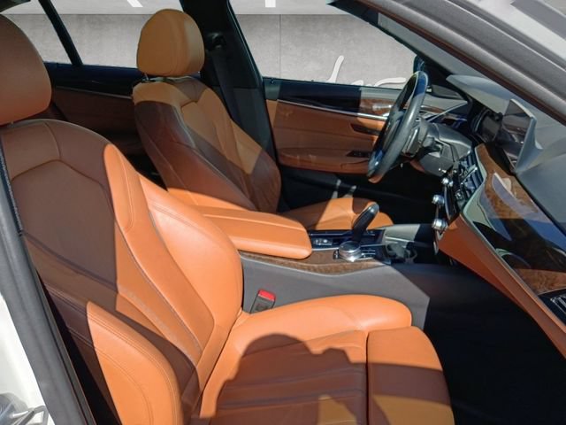 Used 2019 BMW 540i w/ Convenience Package RWD image 24