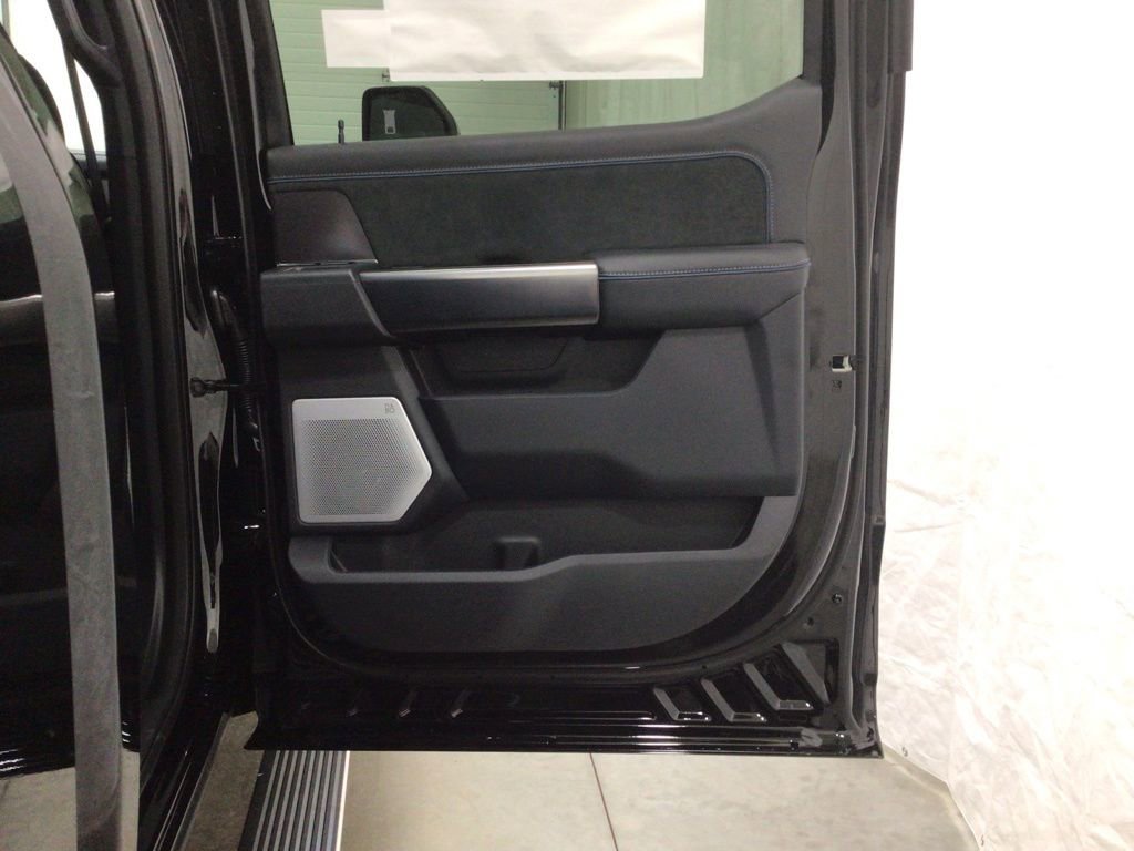 New 2026 Ford F250 Platinum image 31