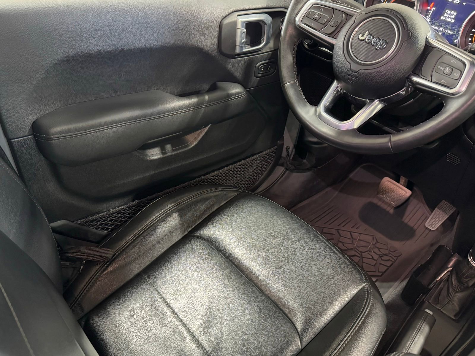 Certified 2023 Jeep Wrangler Unlimited Sahara image 44