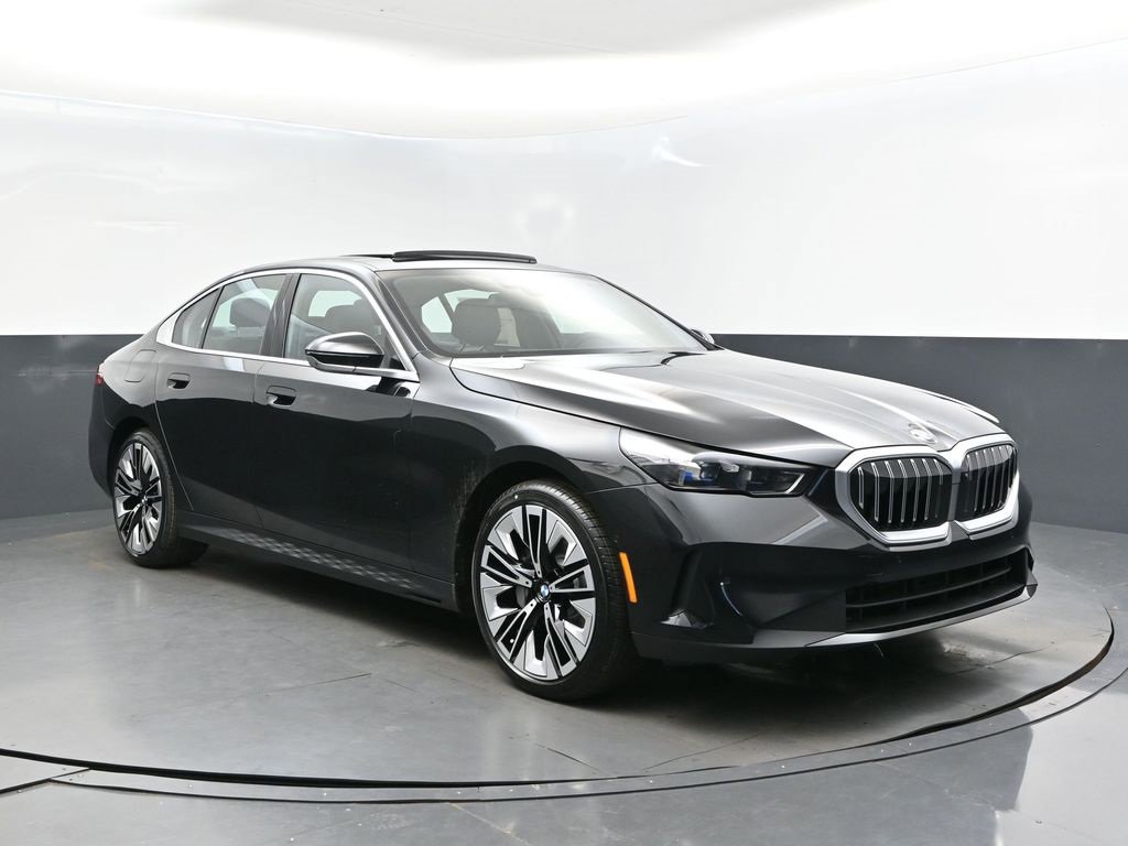 New 2026 BMW 530i w/ Premium Package image 1